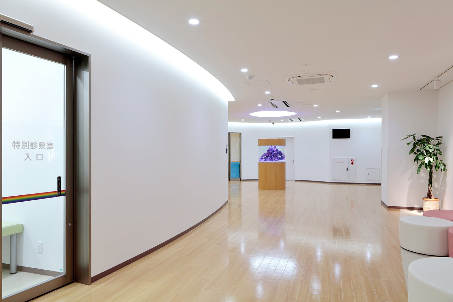 プレックス・ファミリークリニック診察室前