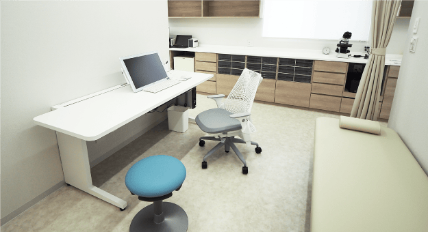 滝ノ水皮膚科クリニック診察室