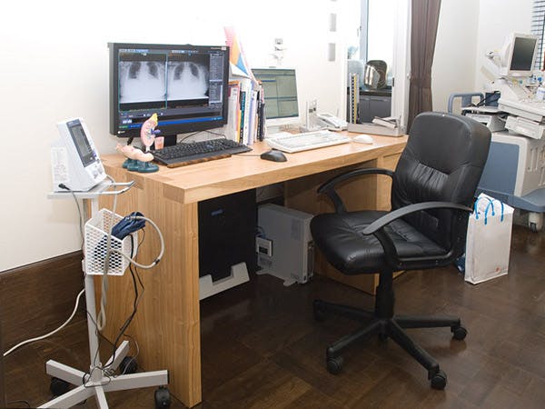 田原内科クリニック診察室