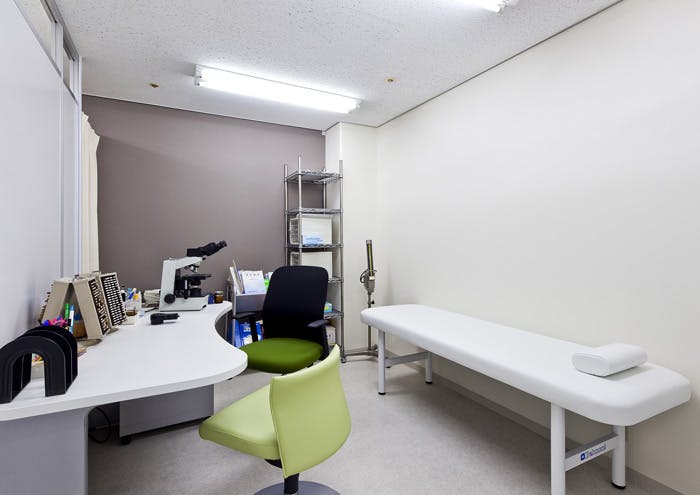 いとう皮膚科クリニック診察室