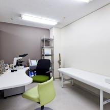 いとう皮膚科クリニック診察室