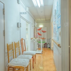 メリー皮膚科平塚クリニック待合室