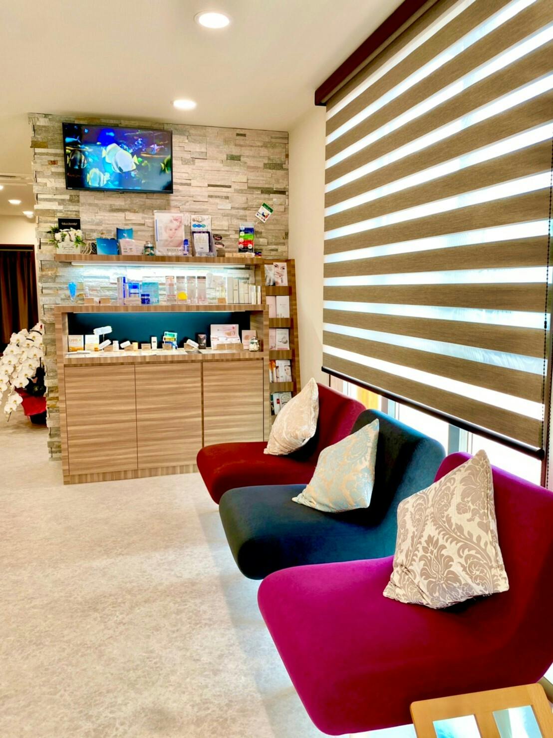 なないろスキンクリニック受付