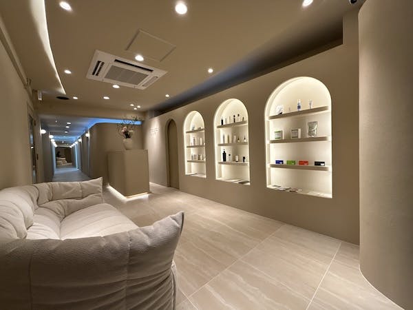 イヴジュクリニック 表参道(YVESJU CLINIC)待合室