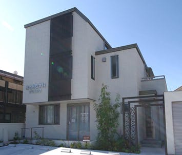 さとみ皮フ科クリニック外観