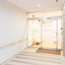 あゆみ皮フ科クリニック入口