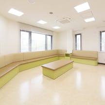 花小金井さくら整形外科待合室