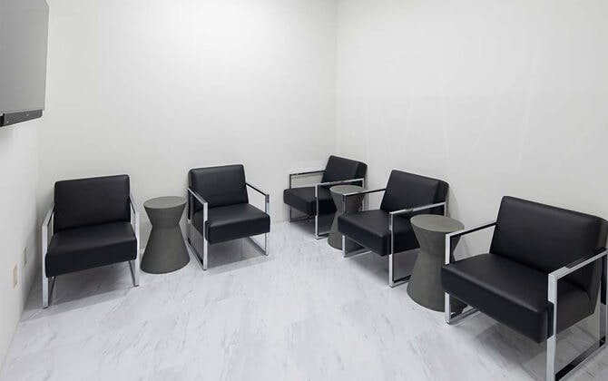 メンズエミナル 宮崎院待合室