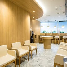 ソワカ乳腺・形成外科クリニック大阪(SOWAKA)待合