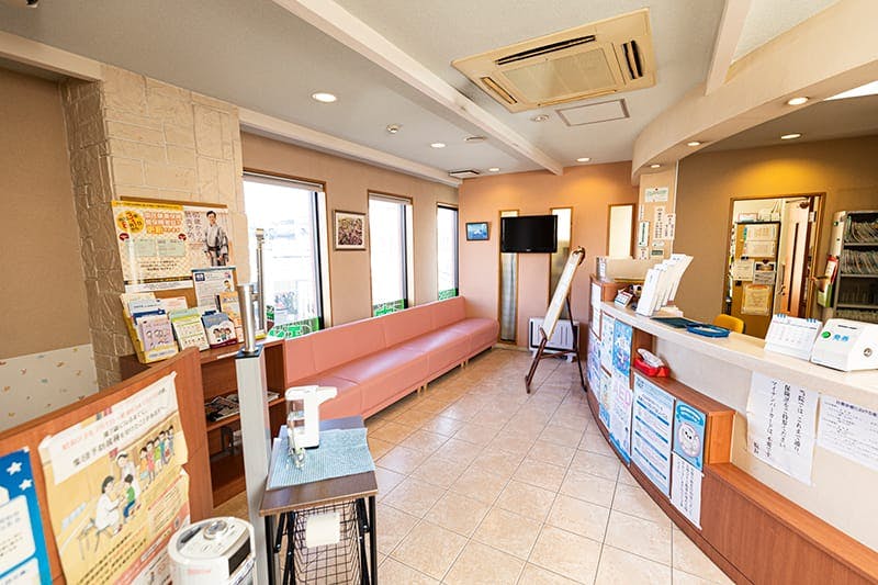 荘太郎クリニック受付 待合室