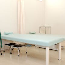 あやし皮膚科クリニック処置室