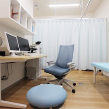 やまおか皮ふ科診察室