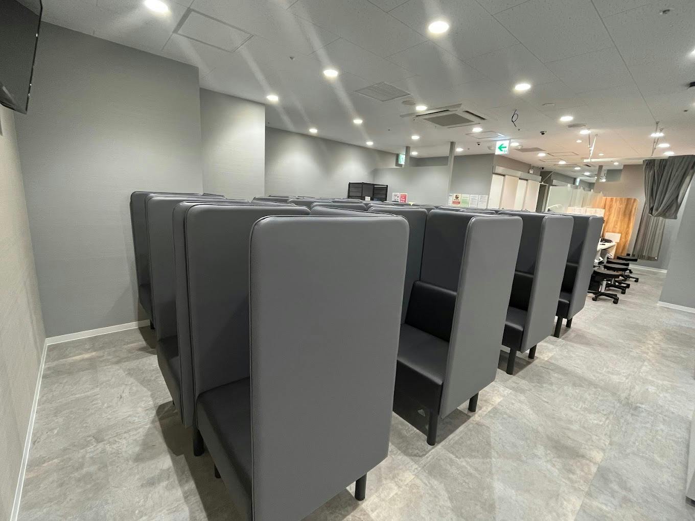 湘南美容クリニック 秋田院待合室