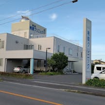 大麻学園附属桃陵クリニック外観
