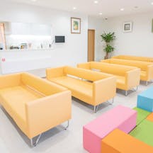 田口皮膚科医院待合室