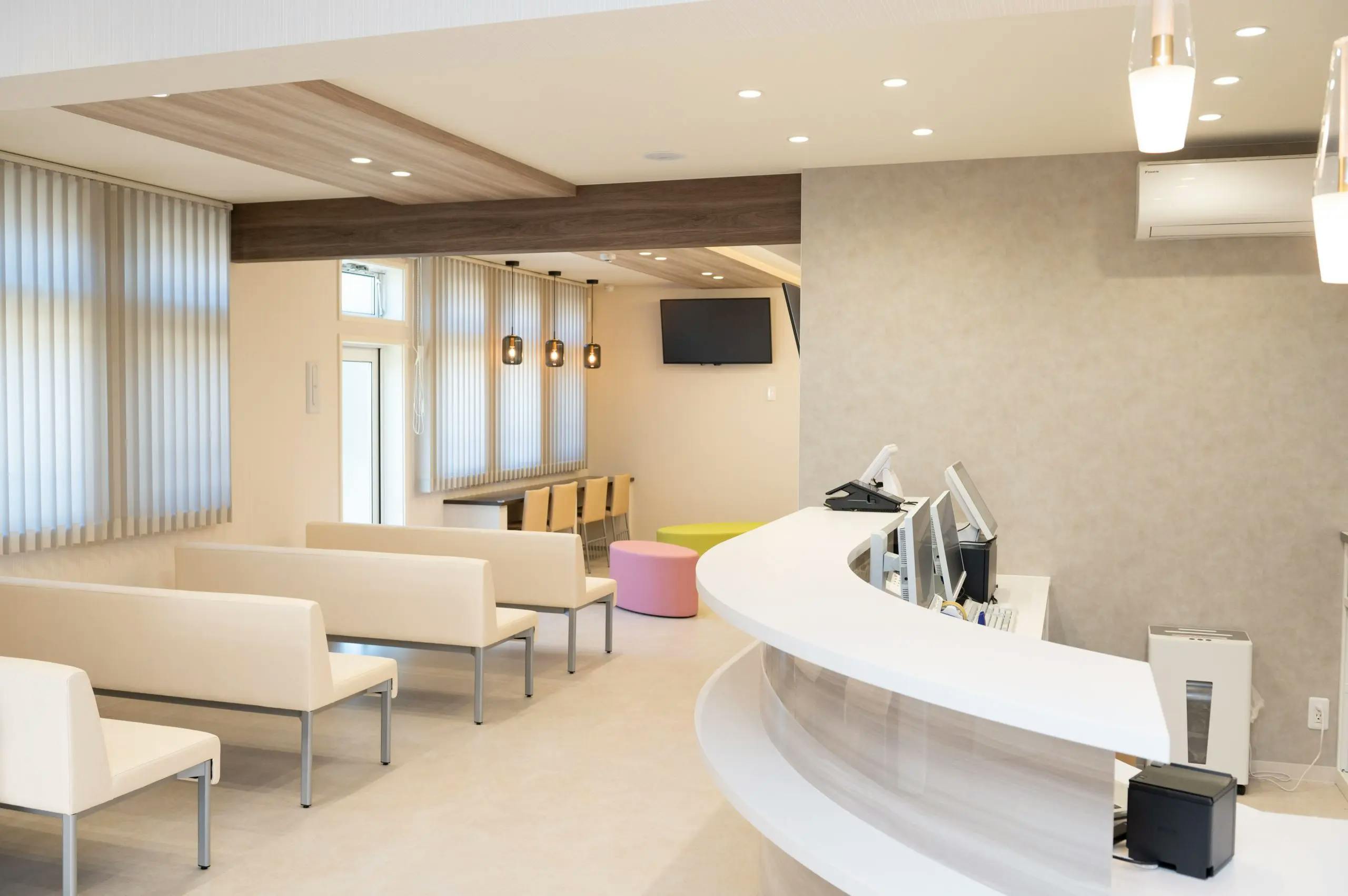 幕張まーるクリニック待合室