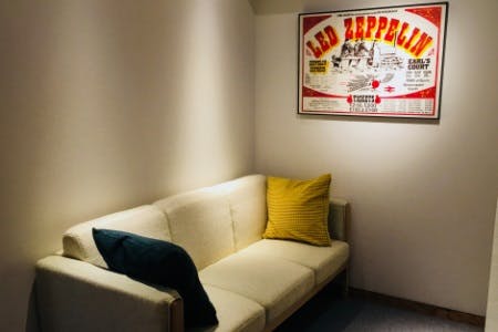 髪のクリニック・シード待合室