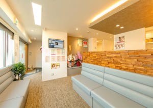 奥田皮膚科医院待合室