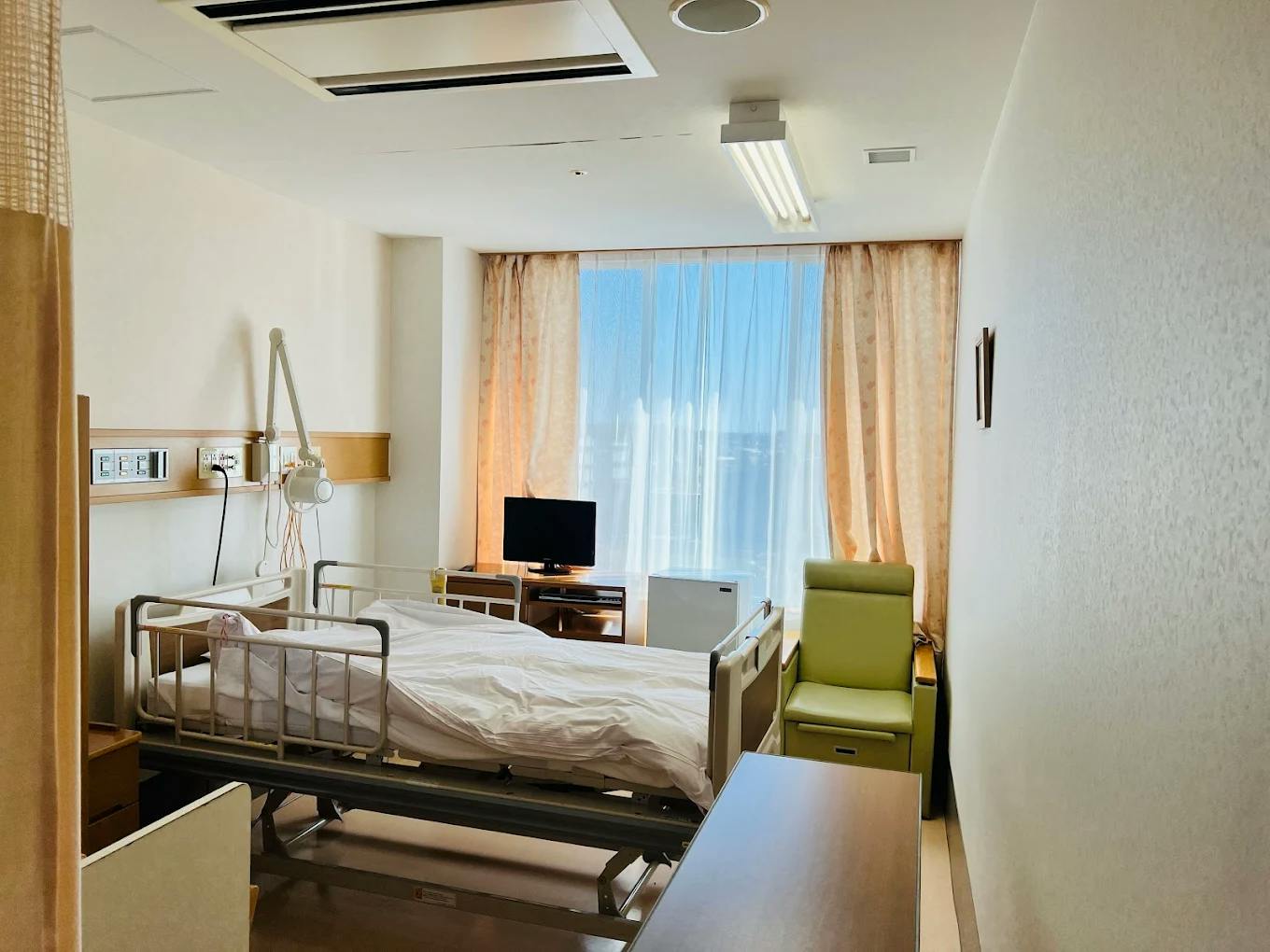 輪郭矯正OGSクリニックの店舗画像