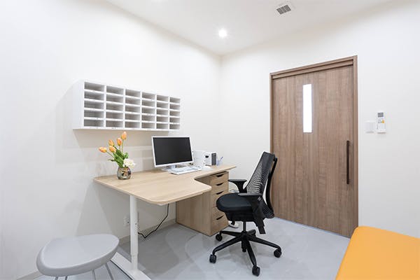 わかば皮ふ形成クリニック診察室