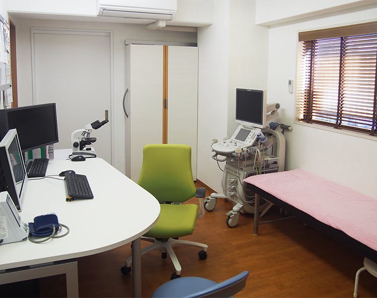ふかざわクリニック診察室