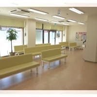 堀田皮フ科クリニック待合室