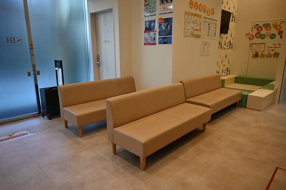 SBC御茶ノ水こどもレーザークリニック待合室