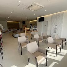 沖縄皮膚科医院八重瀬クリニック待合室