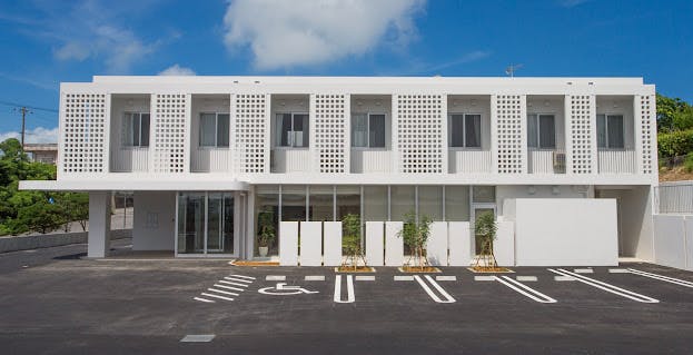 奥平産婦人科医院外観