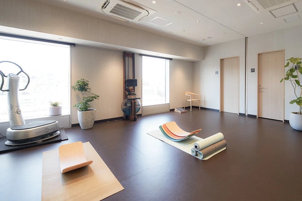 あやクリニックスタジオ中