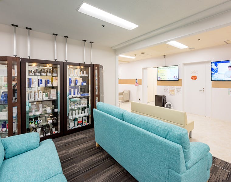 きんさんクリニック待合室