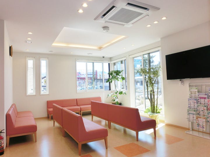 磯山医院待合室