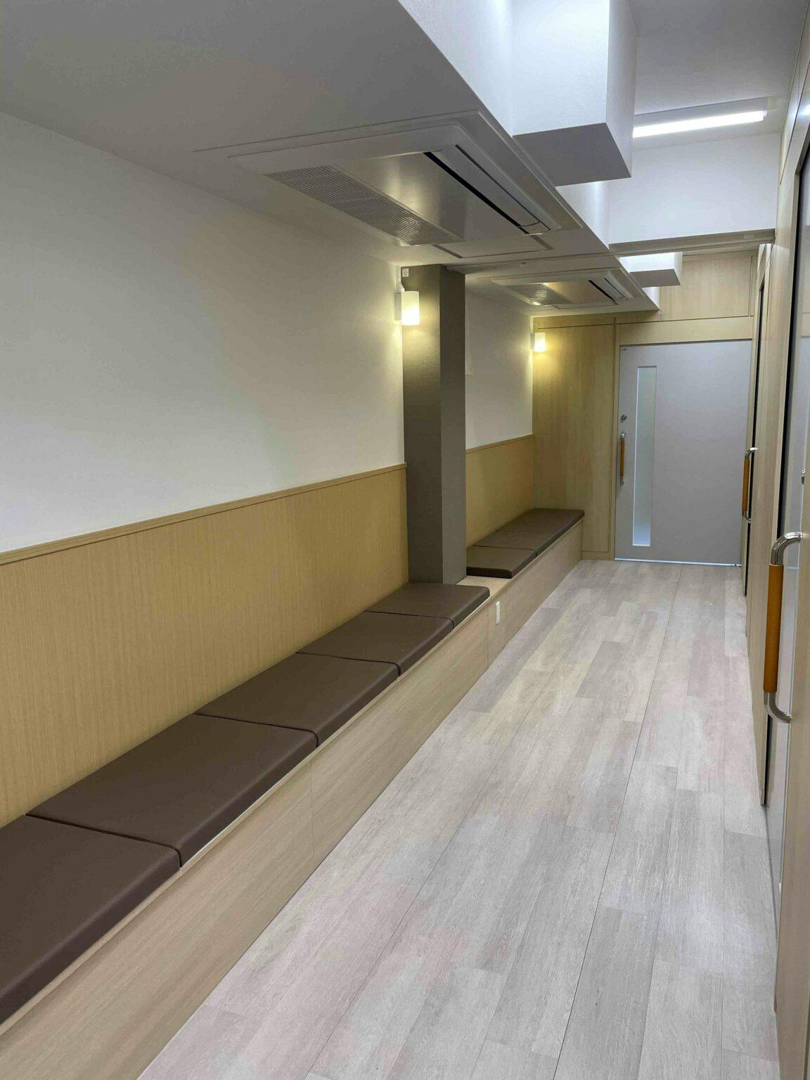 吉祥寺まいにちクリニック待合室