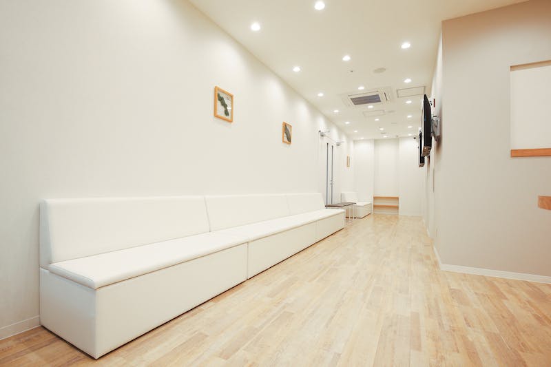 成増駅前かわい皮膚科待合