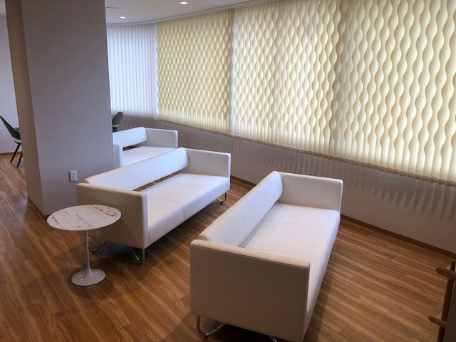 金生皮膚科医院待合室