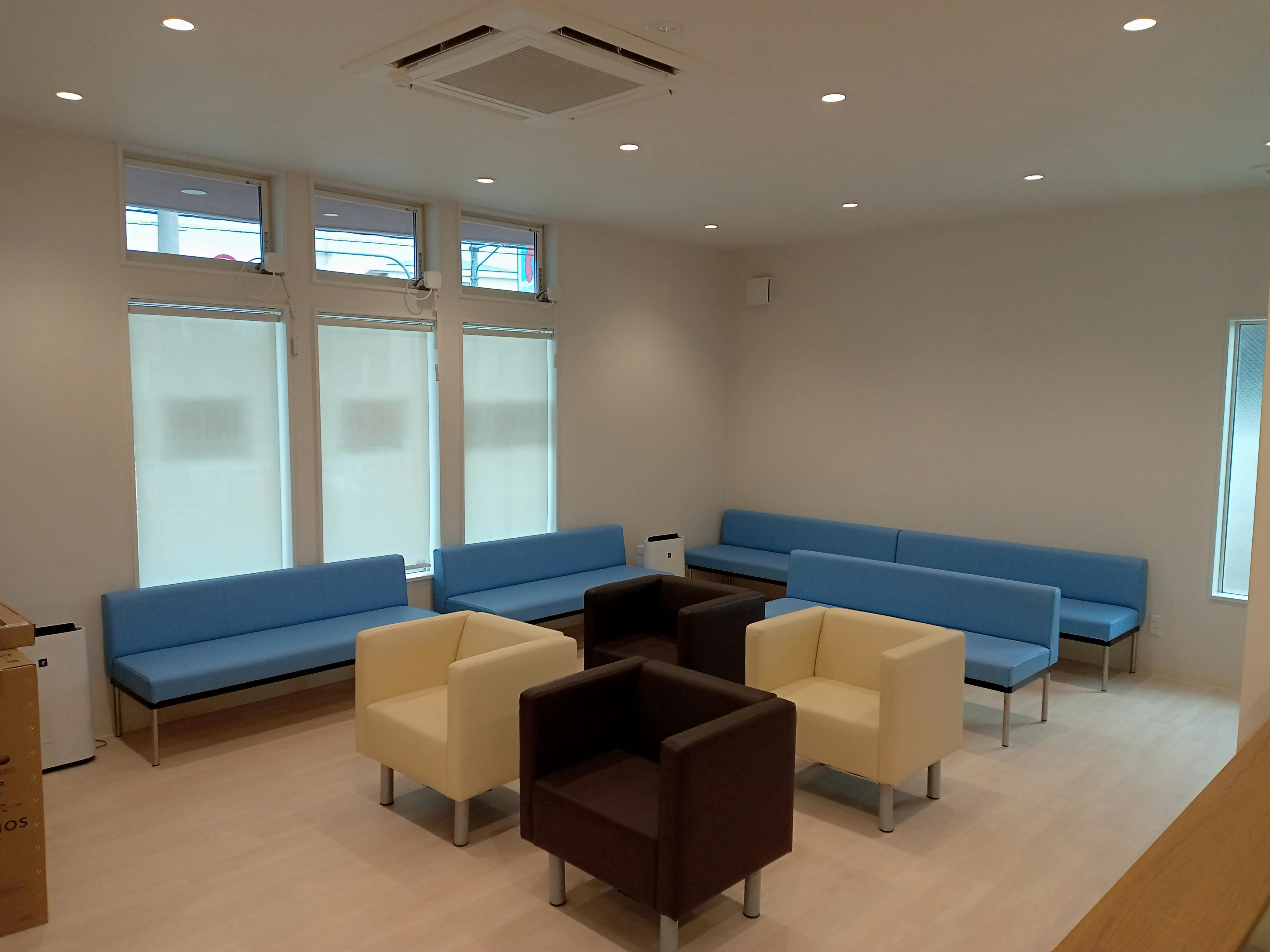 にで眼科待合室