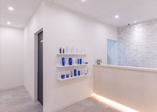 デイリースキンクリニック 福岡院(DAILY SKIN CLINIC) / 旧名：レナータクリニック 福岡院受付