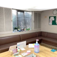 金岡胃腸科外科医院待合室