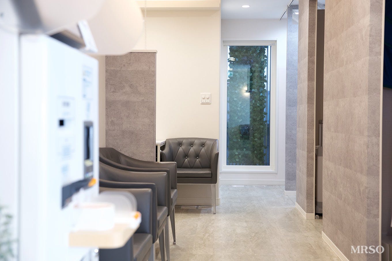 松の木３丁目クリニック待合室1