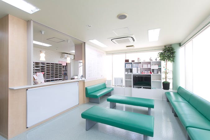 はちすかクリニック待合室