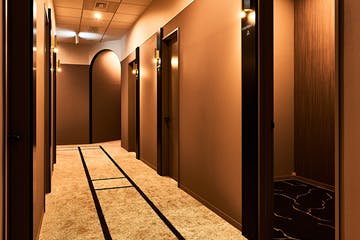 La Clinique Osaka【ラクリニック大阪】通路