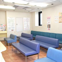 札幌皮膚科クリニック待合室