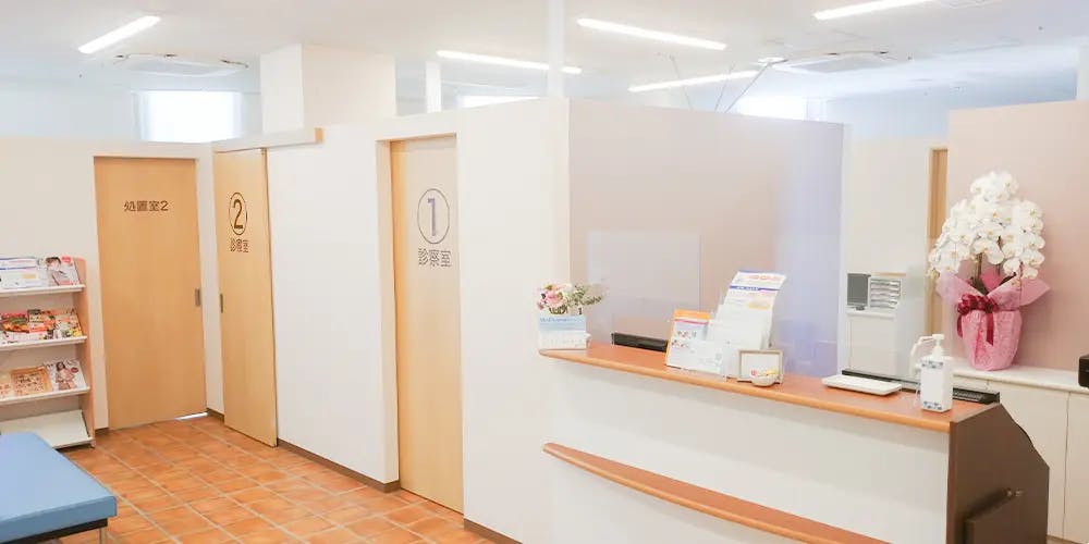 一之江皮フ科クリニック待合室