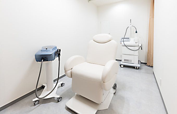 形成・美容外科エムズクリニック(M's clinic)施術室