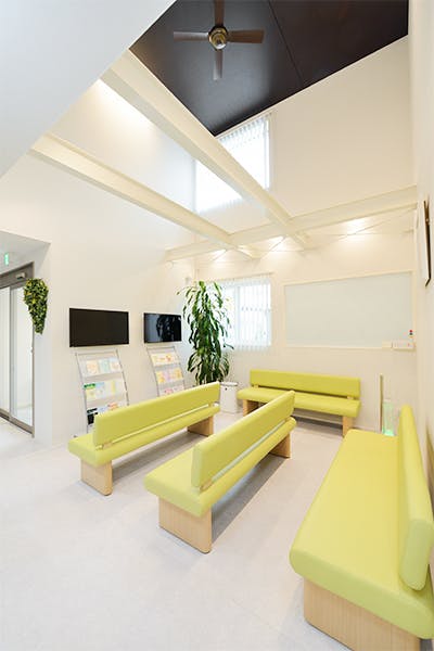 ながね泌尿器科皮フ科クリニック待合室