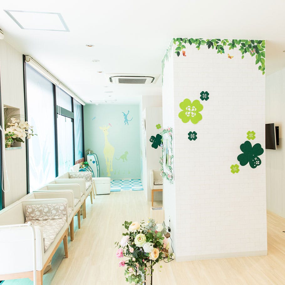 あさひ矯正歯科医院待合室