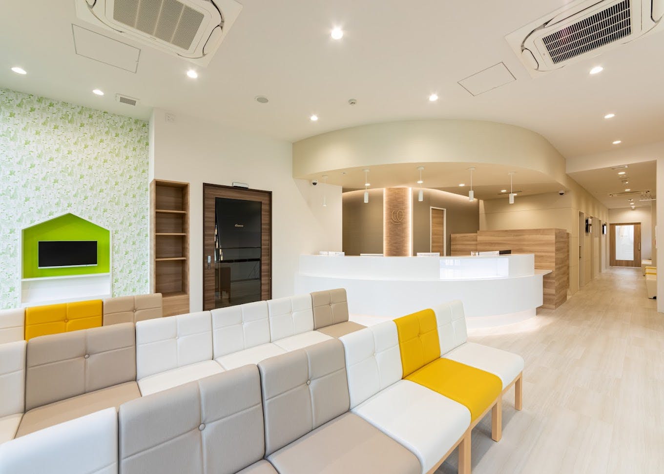 うえだ皮膚科内科 八田院待合室