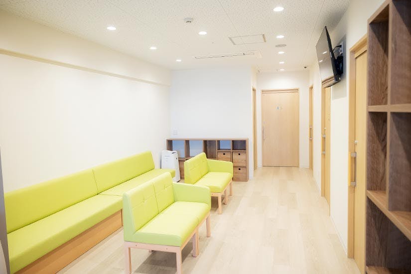 とき内科クリニック座間駅前待合室