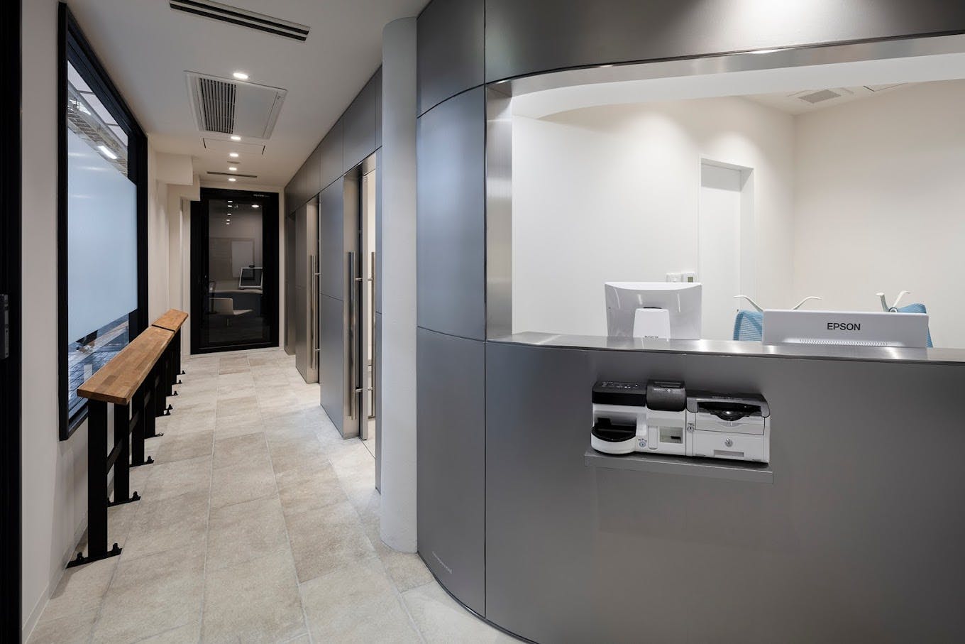 あおいクリニック・駅ホーム西国分寺受付