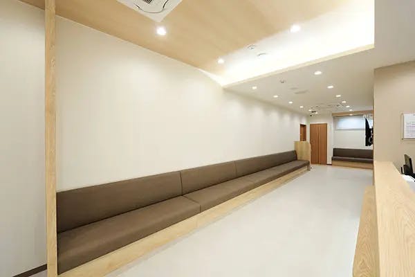 ミラクリニック・トダ(MIRAI CLINIC TODA)待合室